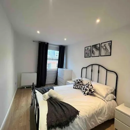 Explore London From The Heart Of Soho Extérieur photo