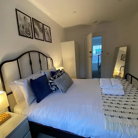 Explore London From The Heart Of Soho Extérieur photo