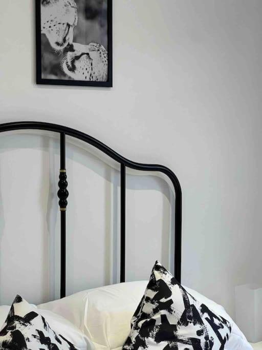 Explore From The Heart Of Soho Appartamento *